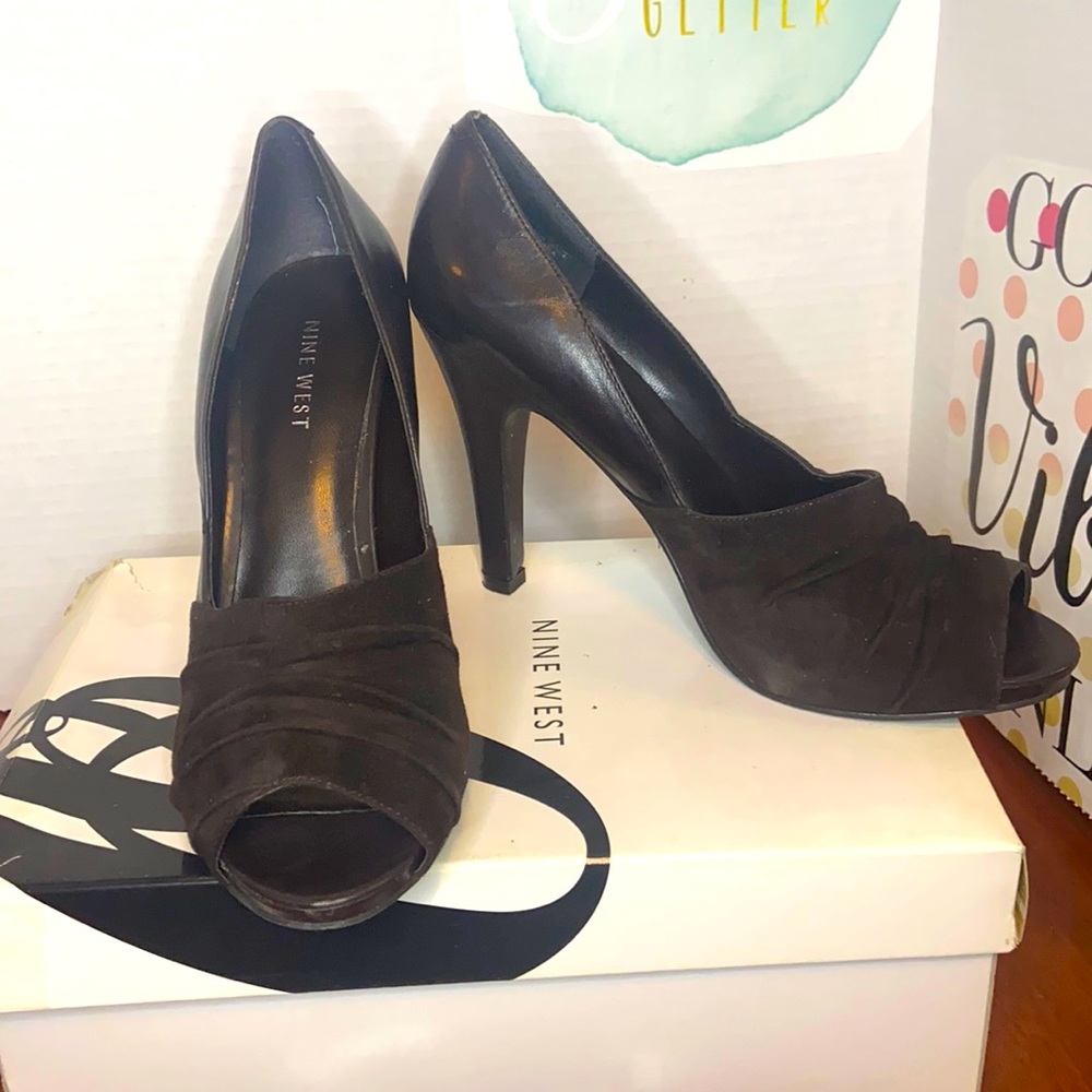 Brown Pumps